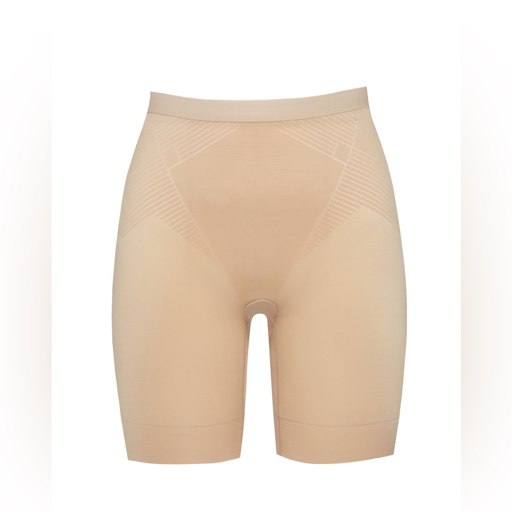 Spanx shapewear, Thinstincts® 2.0 Mid-Thigh Short, size medium, champagne beige